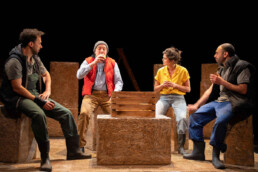 Tout contre la terre - Theatre des Beliers