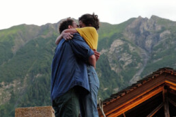 Tout contre la terre - Theatre des Beliers