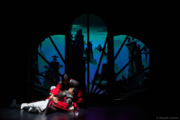 Mulan, un conte moderne et musical À partir de 5 ans Écrit par Guillaume Bouchède et Frédéric Chevaux Mis en scène par Guillaume Bouchède, MOLIÈRE du jeune public 2025 Theatre des Beliers